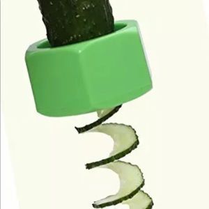 Kitchen Cooking Tools Vegetable Slicer Utensils Cucumber Spiral Cutter